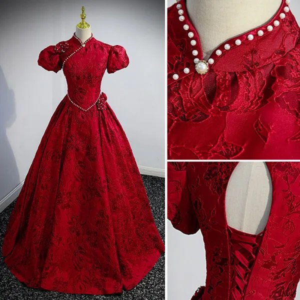 Elegant Burgundy Prom Dresses 2022 Ball Gown High Neck Pearl Lace Flower Short Sleeve Backless Floor-Length / Long Formal Dresses