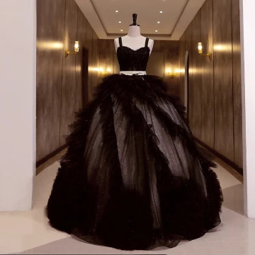 Fashion Black Beading Pearl Sequins Cascading Ruffles Prom Dresses 2022 Ball Gown Spaghetti Straps Sleeveless Backless Floor Length Long Prom Formal Dresses