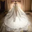 Charmant Blanche Perlage Faux Diamant Paillettes Robe De Mariée 2024 Robe Boule Col Haut Manches Longues Dos Nu Royal Train Mariage