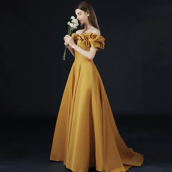 Vintage / Retro Yellow Prom Dresses 2021 A-Line / Princess Off-The-Shoulder Ruffle Short Sleeve Solid Color Satin Engagement Formal Dresses Sweep Train