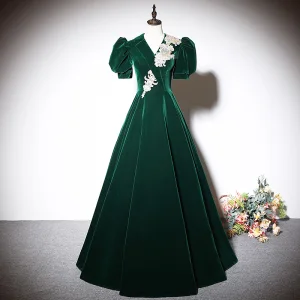 Élégant Vert Foncé Perlage Paillettes Daim Robe De Bal 2023 V Cou Princesse Manches Courtes Dos Nu Longue Promo Robe De Ceremonie