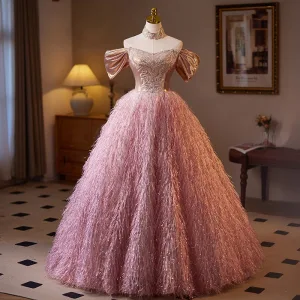 Sjarmerende Rødmende Rosa Beading Rhinestone Blonder Blomst Dusk Ballkjoler 2025 Ballkjole Av Skulderen Korte Ermer Ryggløse Lange Ball Formelle Kjoler