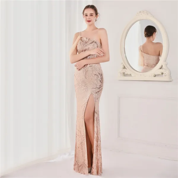 Sexy Blanche Paillettes Fendue devant Robe De Soirée 2022 Trompette / Sirène Une épaule Sans Manches Dos Nu Longue Soirée Robe De Ceremonie