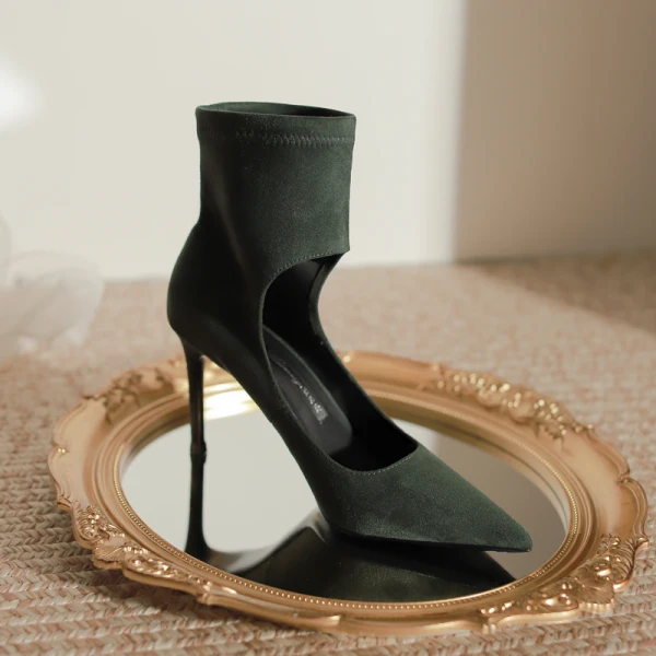 Chic / Beautiful Ocean Blue Street Wear Winter Suede Pumps 2023 Leather 8 cm Stiletto Heels Pointed Toe Pumps High Heels