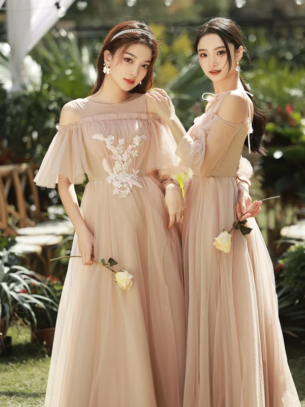 Modest Simple Champagne Lace Flower Bridesmaid Dresses 2023 A-Line Princess Scoop Neck Modest Simple Champagne Lace Flower Bridesmaid Dresses 2023 A-Line Princess Scoop Neck