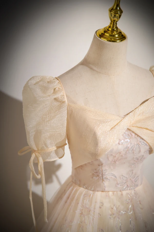 Élégant Champagne Paillettes Robe De Bal 2024 Robe Boule Encolure Carrée Manches Courtes Dos Nu Longue Promo Robe De Ceremonie