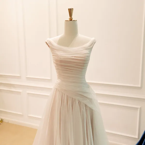 High-end Champagne Sequins Organza Prom Dresses 2026 A-Line / Princess Scoop Neck Sleeveless Backless Sweep Train Prom Formal Dresses