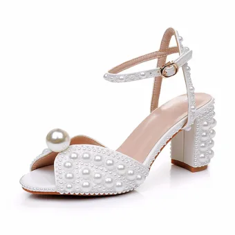 Élégant Blanche Perle Bride Cheville Chaussure De Mariée 2024 7 Cm Talons Épais Peep Toes Bout Ouvert Mariage Sandales Talons Hauts