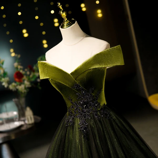 Elegant Dark Green Rhinestone Lace Flower Velvet Prom Dresses 2023 A-Line / Princess Off-The-Shoulder Sleeveless Backless Floor-Length / Long Prom Formal Dresses