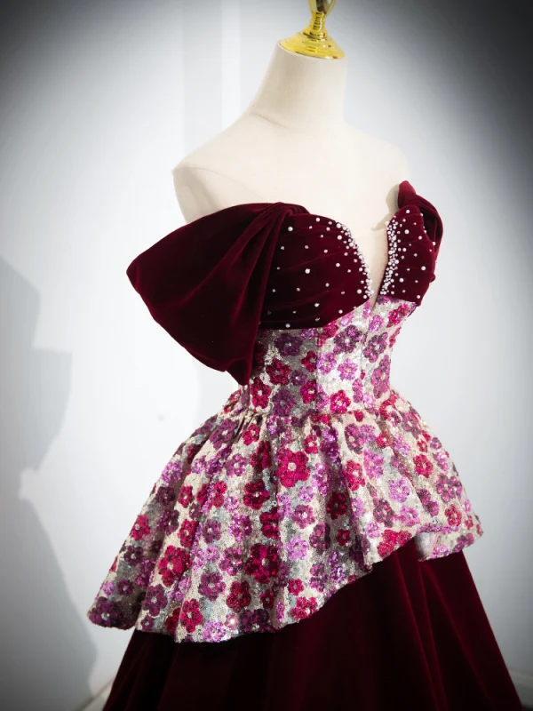 Elegant Burgundy Beading Pearl Sequins Flower Prom Dresses 2024 Velvet Ball Gown Off-The-Shoulder Short Sleeve Backless Sweep Train Prom Formal Dresses