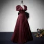 Vintage Purple Satin Balklänningar 2022 Prinsessa V-Hals Pösigt Korta ärm Halterneck Rosett Långa Formella Klänningar