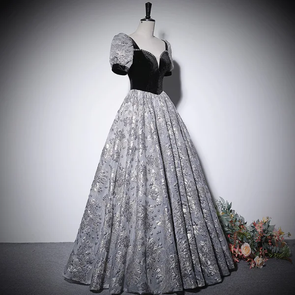 Élégant Noire Impression Robe De Bal 2022 Princesse Encolure Carrée Manches Courtes Dos Nu Longue Promo Robe De Ceremonie