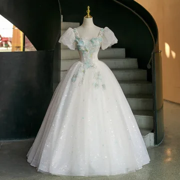 Élégant Blanche Perlage Paillettes Perle Robe De Bal 2026 Robe Boule Encolure Carrée Gonflée Manches Courtes Dos Nu Longue Robe De Ceremonie