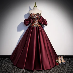 Vintage Burgunderrot Stickerei Festliche Kleider 2022 Satin Off Shoulder Geschwollenes Kurze Ärmel Rückenfreies Lange Ballkleider