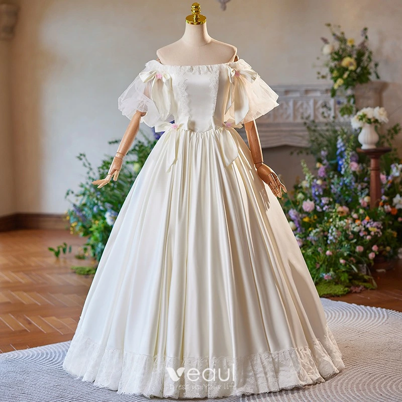 Vintage / Retro Ivory Satin Lace Flower Prom Dresses 2024 Ball Gown  Off-The-Shoulder Bow Short Sleeve Backless Floor-Length / Long Prom Formal  Dresses