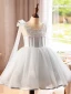 Schlicht Grau Perle Kurze Hochzeit Blumenmädchenkleider 2023 Ballkleid Rundhalsausschnitt Ärmellos Rückenfreies
