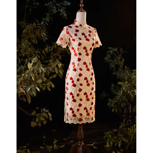 Chinese style Champagne Evening Party Lace Flower Cheongsam 2022 Trumpet / Mermaid High Neck Short Sleeve Knee-Length Cheongsam / Qipao