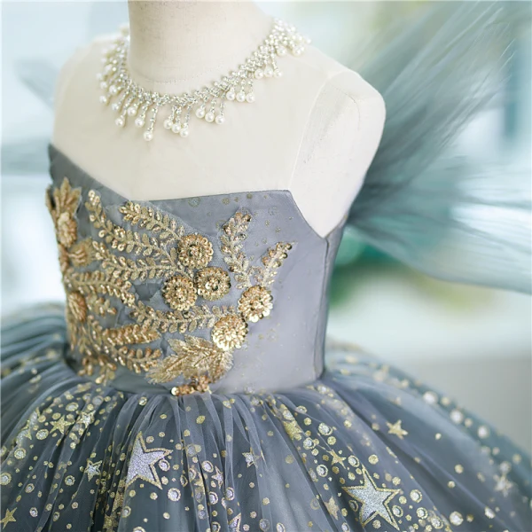 Bling Bling Grey Beading Sequins Lace Flower Short Flower Girl Dresses 2024 Ball Gown Birthday Strapless Sleeveless Tulle