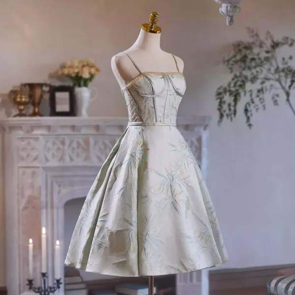 Chinese style Sage Green Beading Lace Flower Short Satin Homecoming Graduation Dresses 2024 A-Line / Princess Spaghetti Straps Sleeveless Backless Formal Dresses