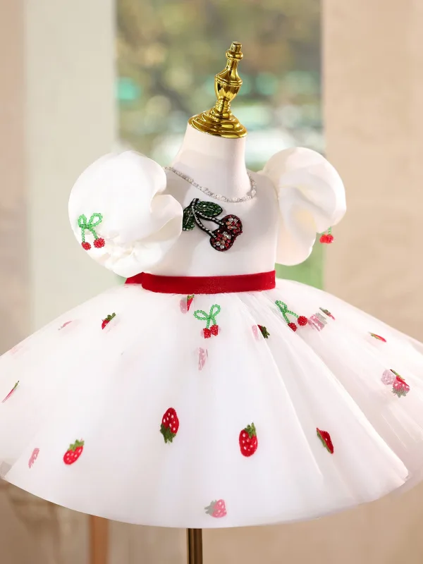 Chic / Belle Blanche Fraise Anniversaire Courte Robe Ceremonie Fille 2025 Robe Boule Encolure Dégagée Gonflée Manches Courtes Noeud Ceinture