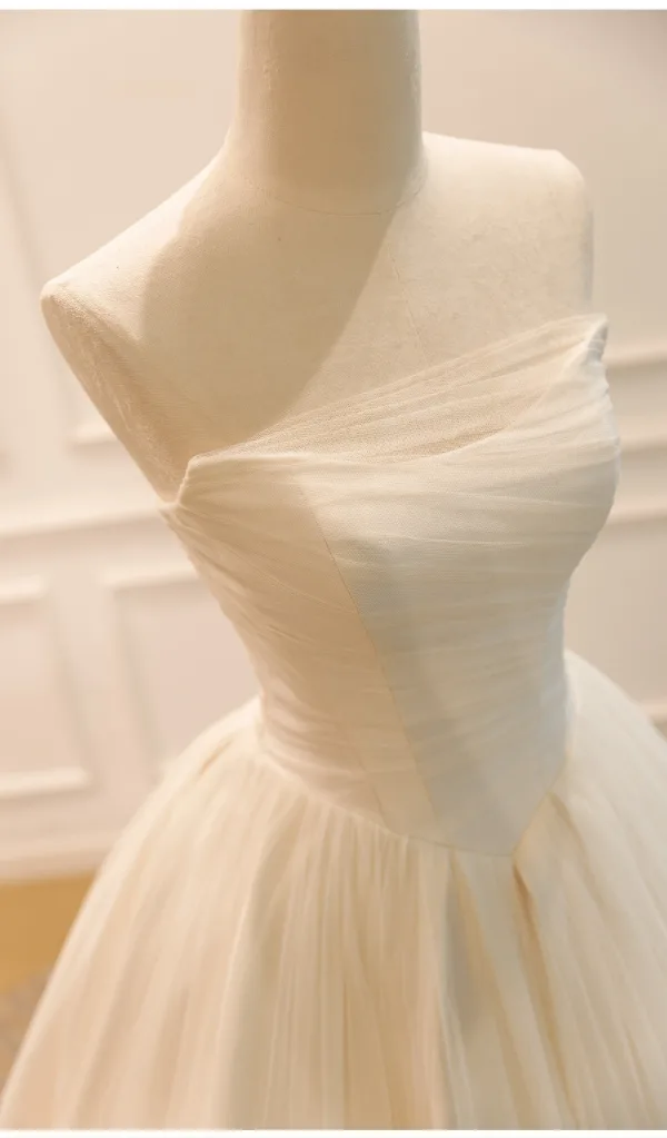 Schlicht High End Weiß Satin Brautkleider / Hochzeitskleider 2026 A Linie Bandeau Ärmellos Rückenfreies Lange