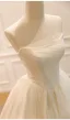 Schlicht High End Weiß Satin Brautkleider / Hochzeitskleider 2026 A Linie Bandeau Ärmellos Rückenfreies Lange