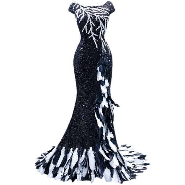 Luxe Noire Fait main Perlage Paillettes Plumes Robe De Soirée Encolure Dégagée Manches Courtes Train De Balayage Soirée Robe De Ceremonie
