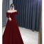 Audrey Hepburn-Stil Burgunderrot Winter Wildleder Ballkleider 2023 A Linie Eckiger Ausschnitt Lange Ärmel Rückenfreies Lange Ball Festliche Kleider