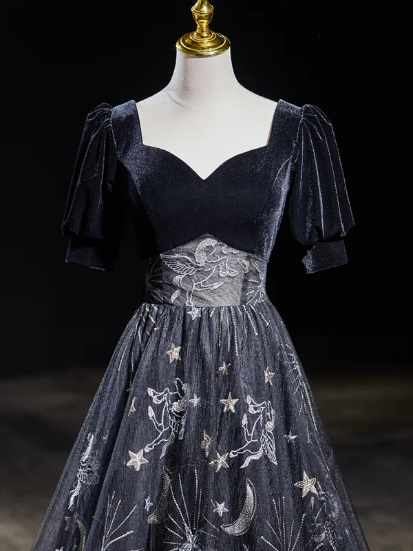 Elegant Black Embroidered Prom Dresses 2024 A-Line / Princess Square Neckline Short Sleeve Backless Floor-Length / Long Prom Formal Dresses
