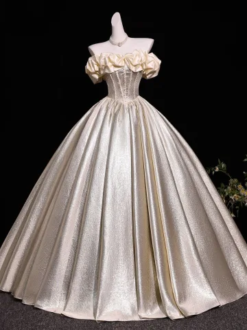 Elegant Prom Dresses Champagne 2026 Ball Gown Ruffle Off The Shoulder Short Sleeve Backless Floor Length Long Formal Dresses
