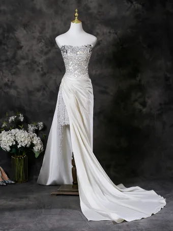 Sexy White Beading Pearl Sequins Evening Dresses 2025 Trumpet Mermaid Strapless Sleeveless Backless Sweep Train Formal Dresses