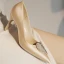 Charming Champagne Heart-shaped Rhinestone Wedding Shoes 2022 Leather 8 cm Stiletto Heels Pointed Toe Wedding Shoes Pumps High Heels