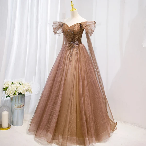 Schöne Kaffee Perlenstickerei Strass Pailletten Ballkleider 2022 A Linie Off Shoulder Kurze Ärmel Rückenfreies Lange Ball Festliche Kleider