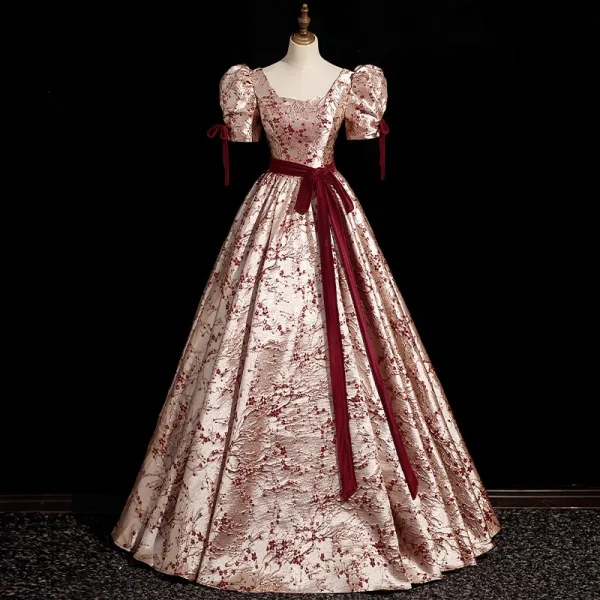 Modern / Fashion Burgundy Printing Prom Dresses 2023 Ball Gown Square Neckline Short Sleeve Backless Bow Sash Floor-Length / Long Prom Formal Dresses