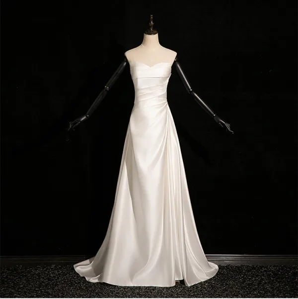 Fashion White Trumpet / Mermaid Wedding Dresses 2024 Strapless Puffy Short Sleeve Backless Sweep Train Wedding