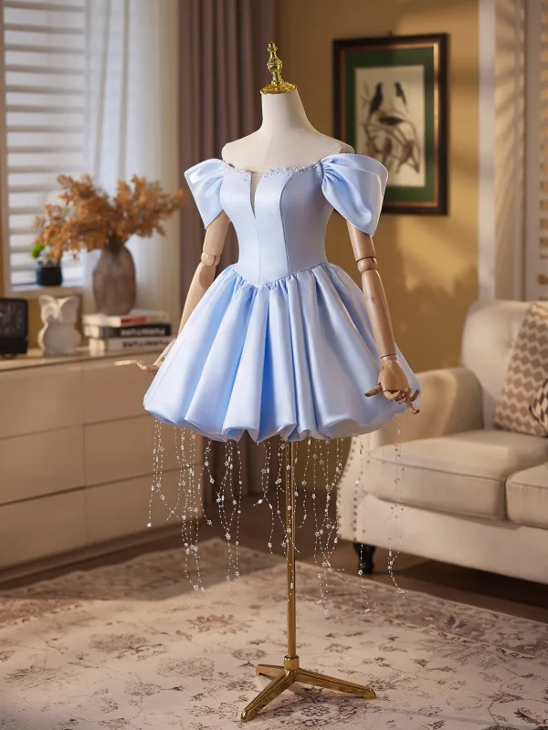 Fashion Sky Blue Pearl Short Homecoming Graduation Dresses 2025 A-Line / Princess Off-The-Shoulder Short Sleeve Backless Formal Dresses