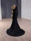 Mode Schwarz Abendkleider 2025 Meerjungfrau One-Shoulder Lange Ärmel Rückenfreies Sweep / Pinsel Zug Festliche Kleider