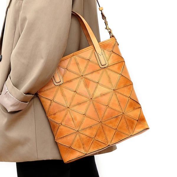 Vintage / Retro Brown Street Wear Women's Bags 2022 Leather Tote Bag Shoulder Bags
