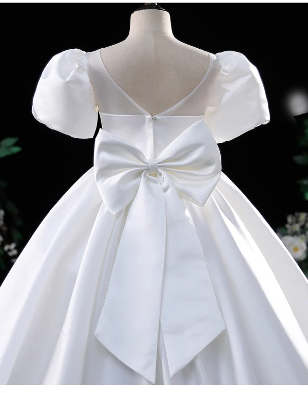 Schlicht Weiß Geburtstag Blumenmädchenkleider 2024 Ballkleid Rundhalsausschnitt Geschwollenes Kurze Ärmel Rückenfreies Schleife Lange