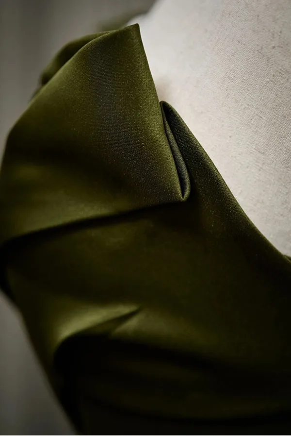 Vintage / Originale Vert Foncé Satin Robe De Bal 2024 Robe Boule Bustier Sans Manches Ceinture Dos Nu Longue Promo Robe De Ceremonie
