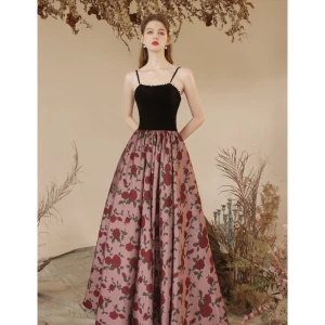 Chic Belle Noire Été Rose Impression Robe De Soirée 2023 Princesse Perle Bretelles Spaghetti Sans Manches Dos Nu Longue Soirée Robe De Ceremonie