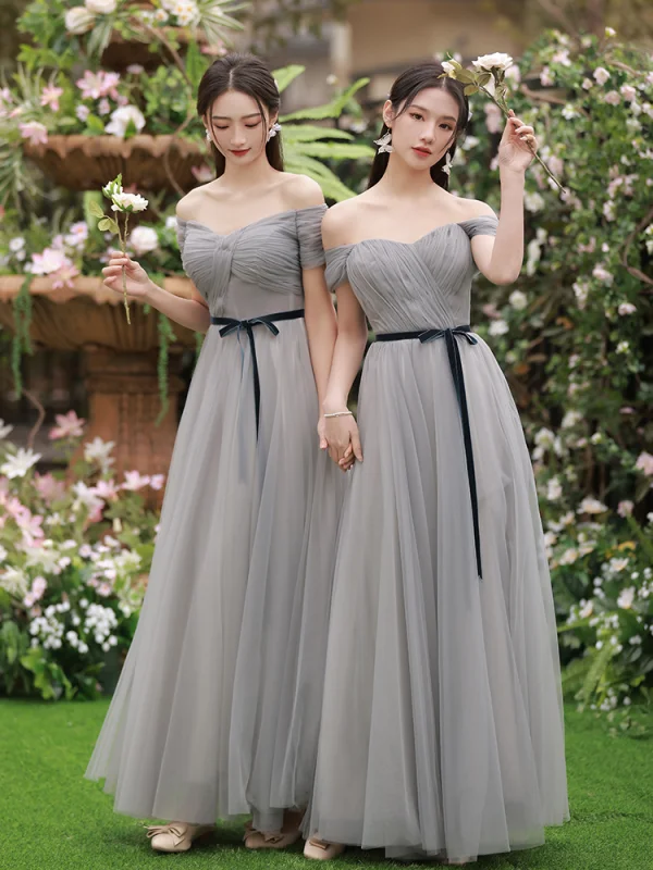 Modest Simple Grey Bridesmaid Dresses 2022 A-Line Princess Bow Sash Short Sleeve Long