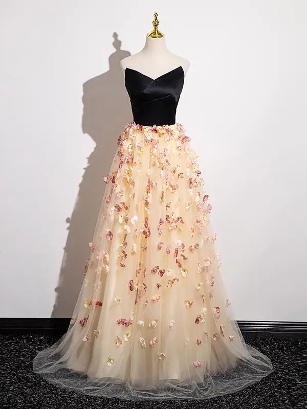 Chic / Beautiful Black Appliques Prom Dresses A-Line / Princess Strapless Sleeveless Backless Floor-Length / Long Tulle Prom Formal Dresses