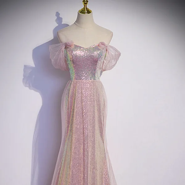 Sexy Rougissant Rose Paillettes Robe De Soirée 2022 Trompette / Sirène Encolure Carrée Manches Courtes Dos Nu Train De Balayage Soirée Robe De Ceremonie