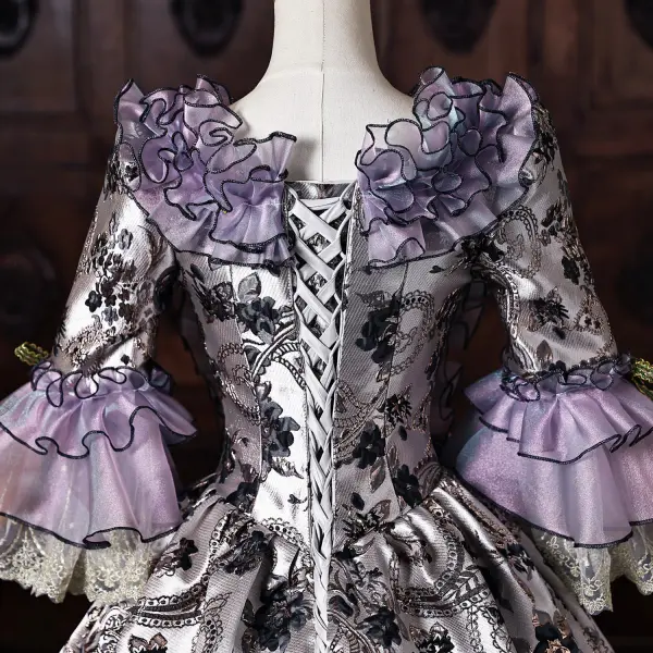 Vintage Mittelalterlich Violett Stickerei Ballkleider 2026 Ballkleid Rundhalsausschnitt Glockenhülsen Lange Festliche Kleider