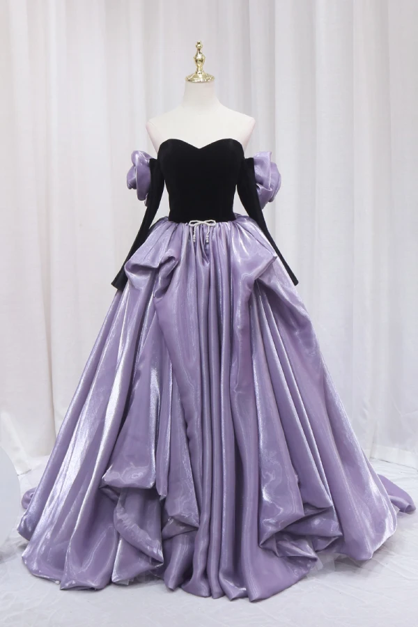 Fashion Lavender Cascading Ruffles Prom Dresses 2024 Ball Gown Off-The-Shoulder Long Sleeve Backless Floor-Length / Long Prom Formal Dresses