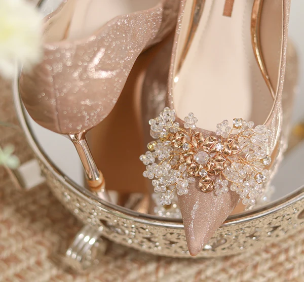 Charmant Champagner Glanz Strass Pailletten Brautschuhe 2023 8 cm Stilettos Spitzschuh Hochzeit Pumps Hochhackige