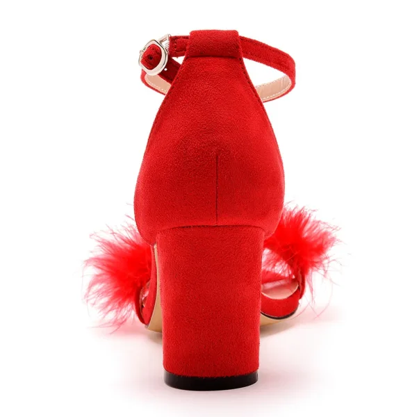 Simple Rougissant Rose Vêtement de rue Désinvolte Été Sandales Femme 2023 Bride Cheville Plumes 7 cm Talons Épais Peep Toes / Bout Ouvert Sandales Talons Hauts
