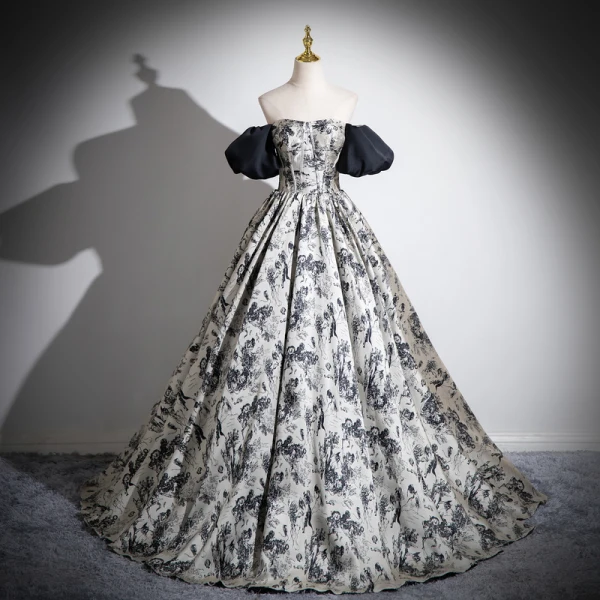 Elegante Schwarz Drucken Ballkleider 2024 Ballkleid Off Shoulder Kurze Ärmel Rückenfreies Lange Ball Festliche Kleider