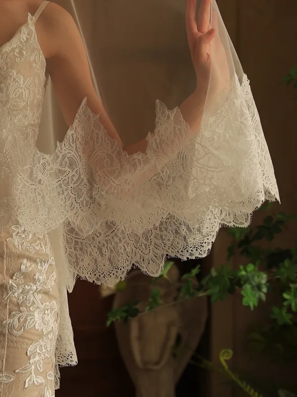 Elegant Vintage Hvit Blonder Blomst Brudeslør 2025 Tyll